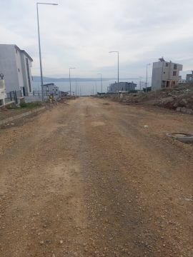 KOOPERATİFİMİZ YÖNETİMİNCE SAHA İÇİ YOLLARIN BAKIM VE ONARIMINA BAŞLANILMIŞTIR.